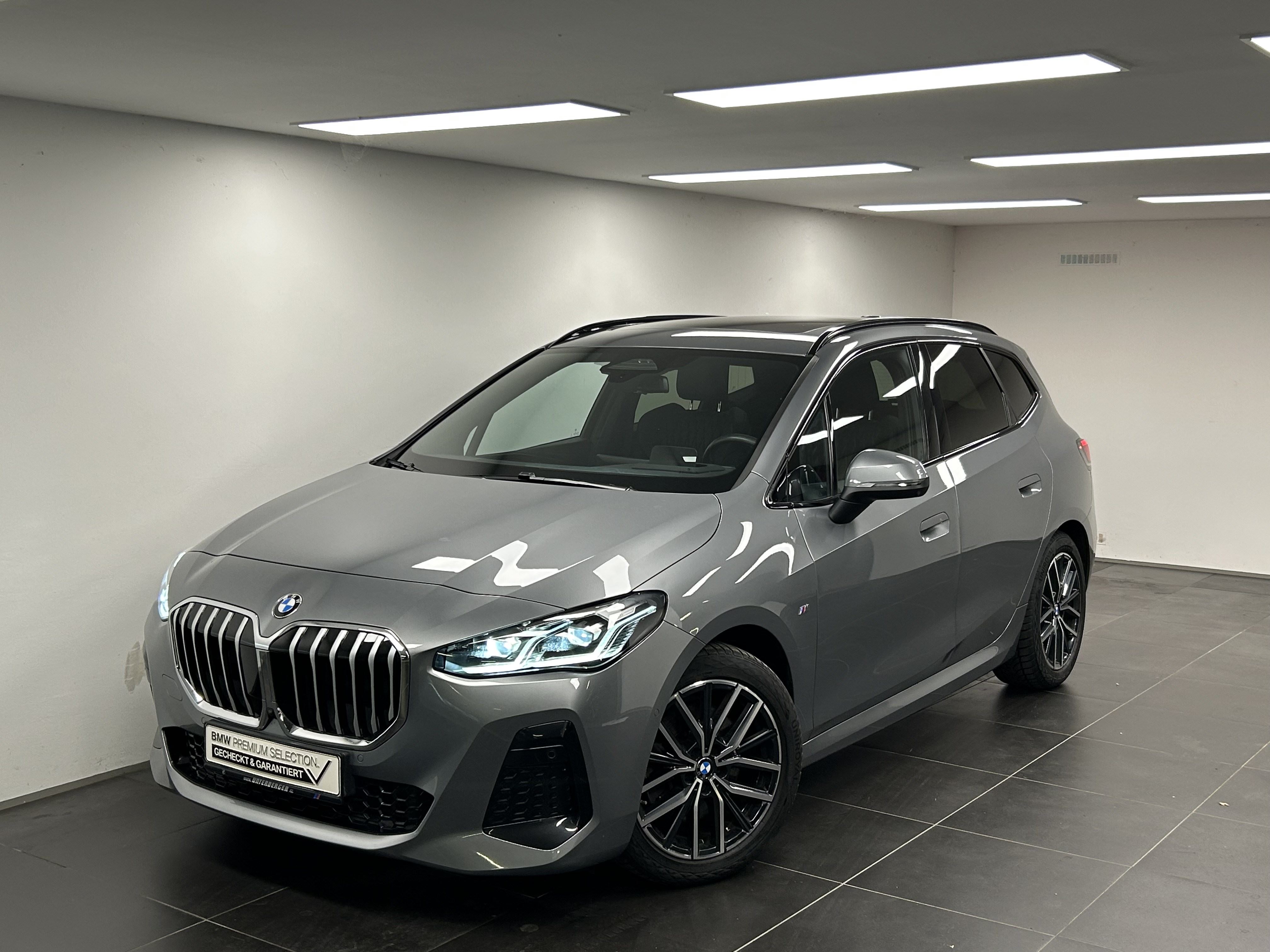 BMW 223i