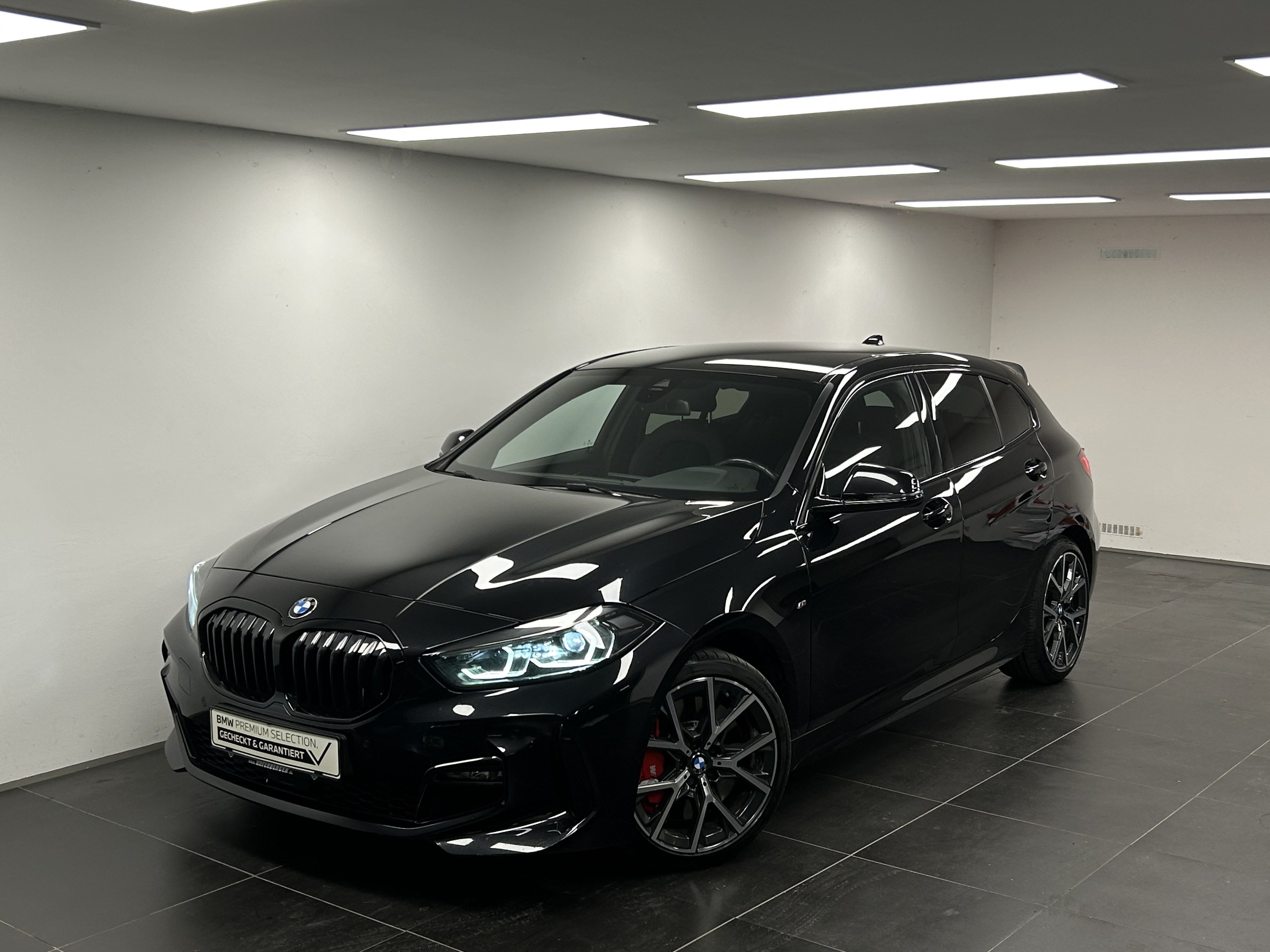 BMW 120i