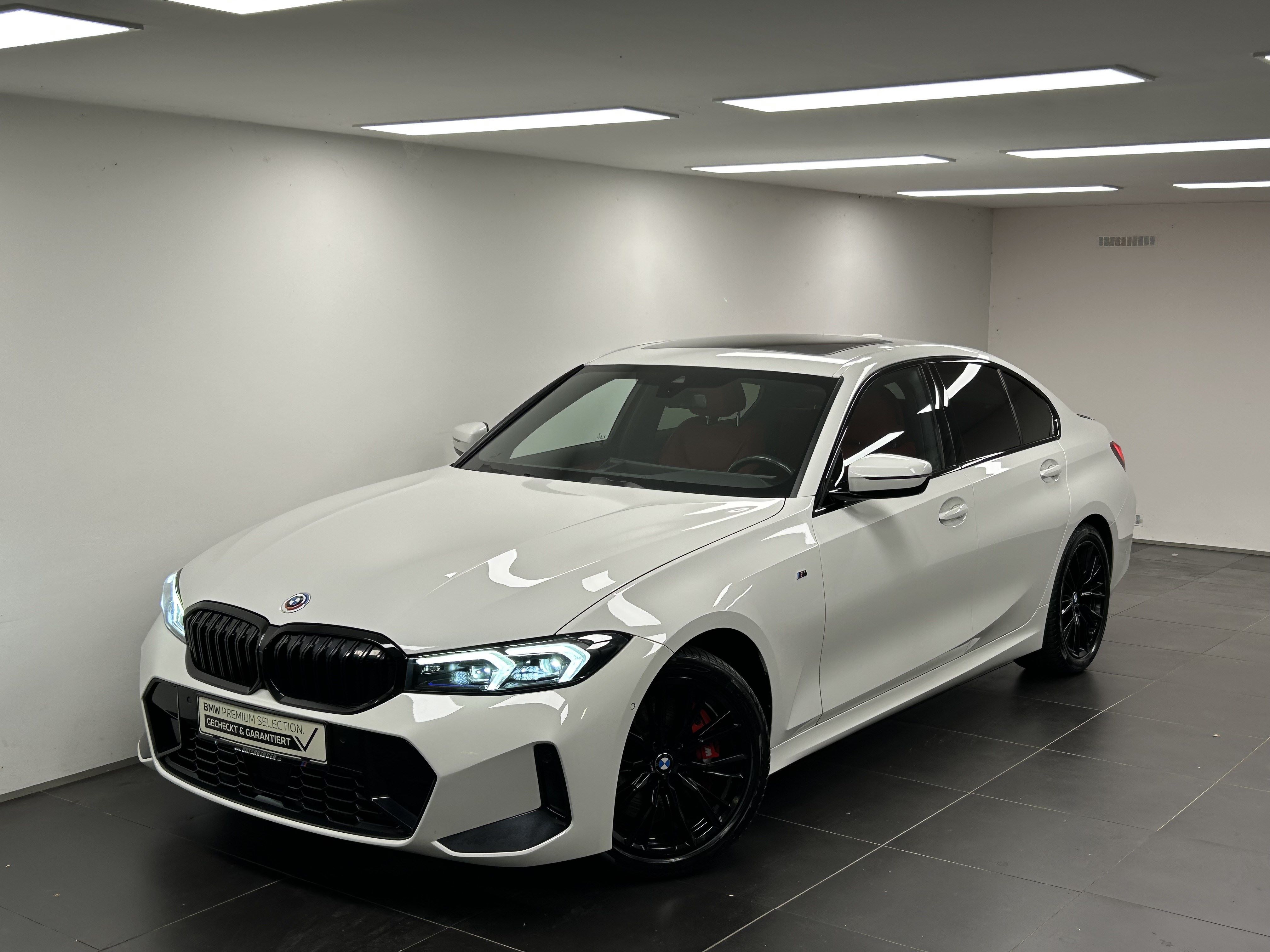 BMW 320i