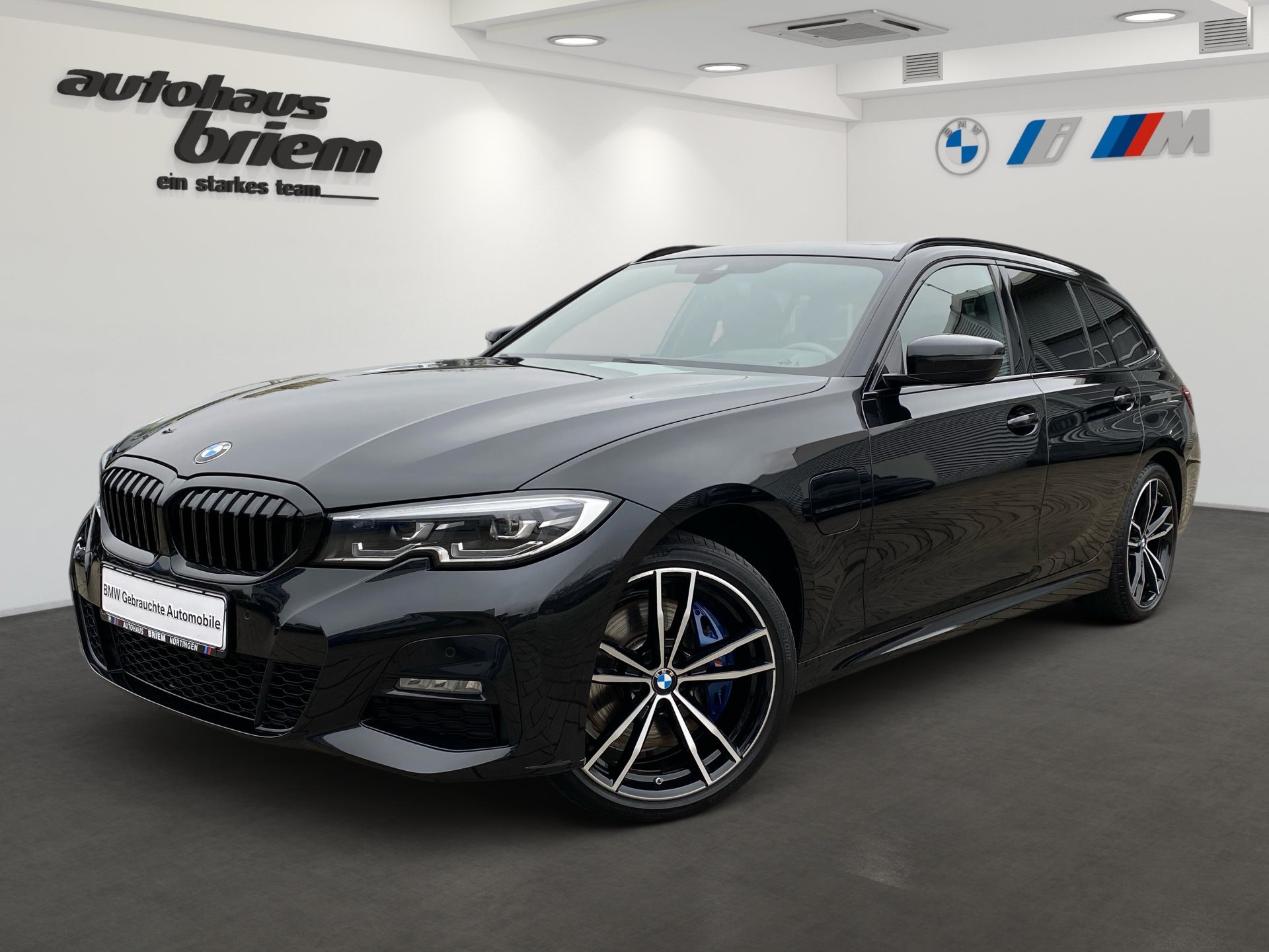 BMW 330e xDrive