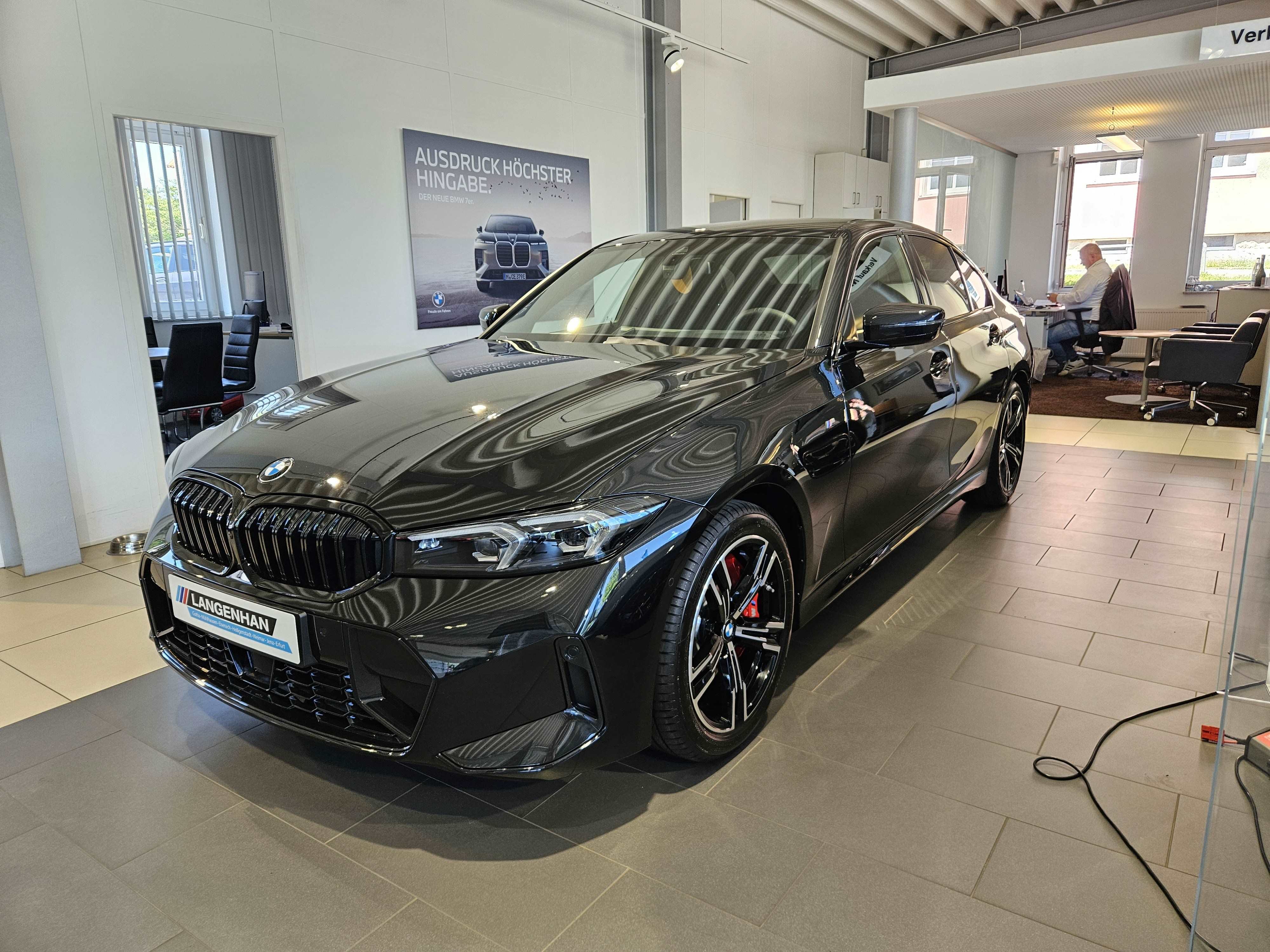 BMW 320i
