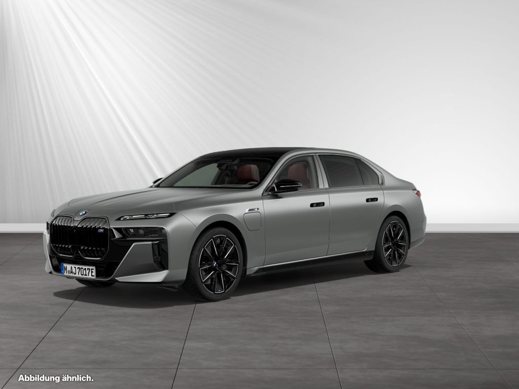 BMW M760e xDrive