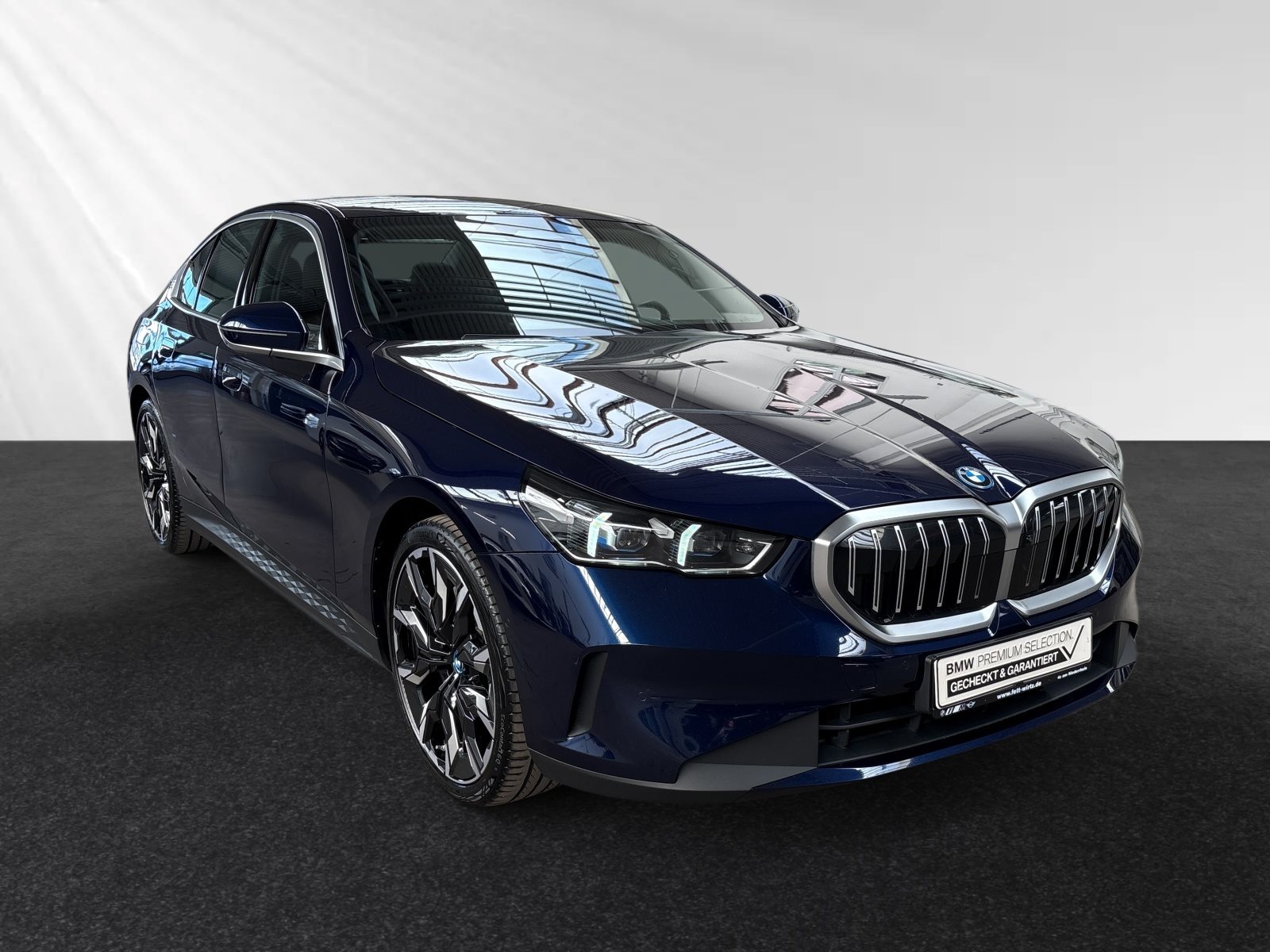 BMW i5 eDrive40
