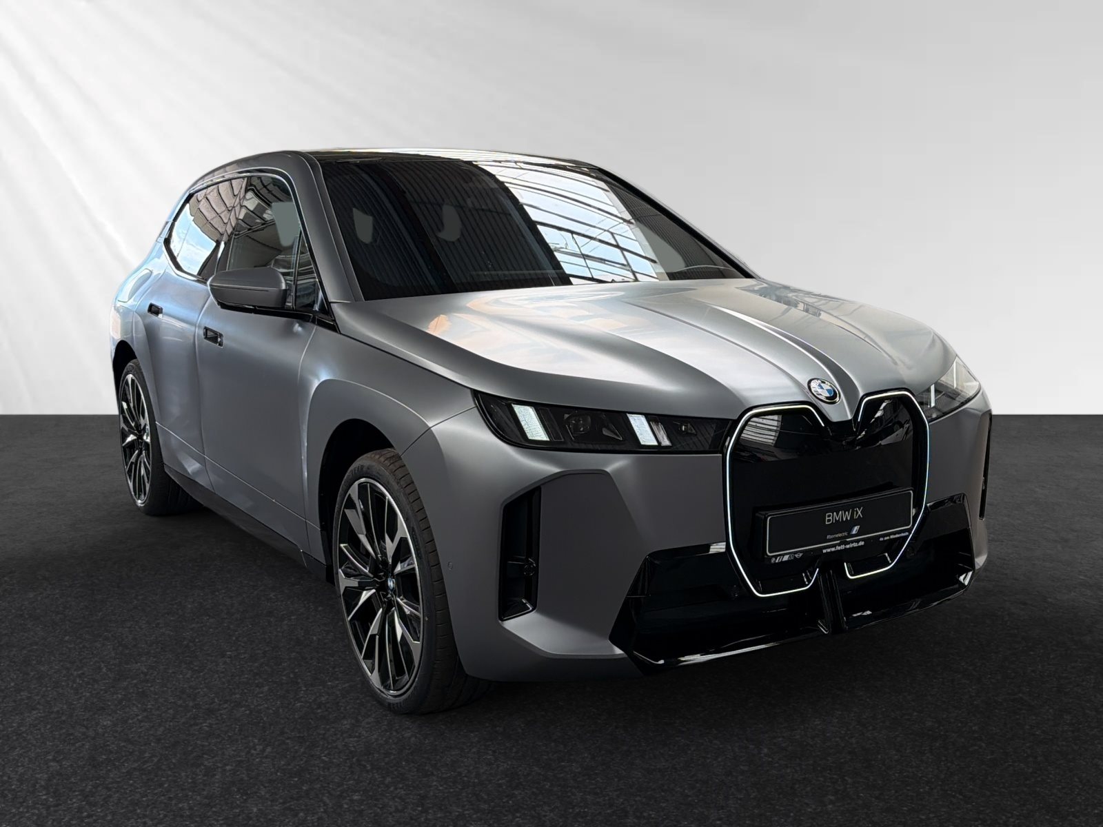 BMW iX xDrive60