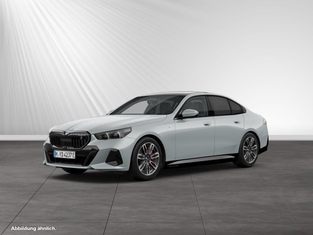 BMW i5 eDrive40