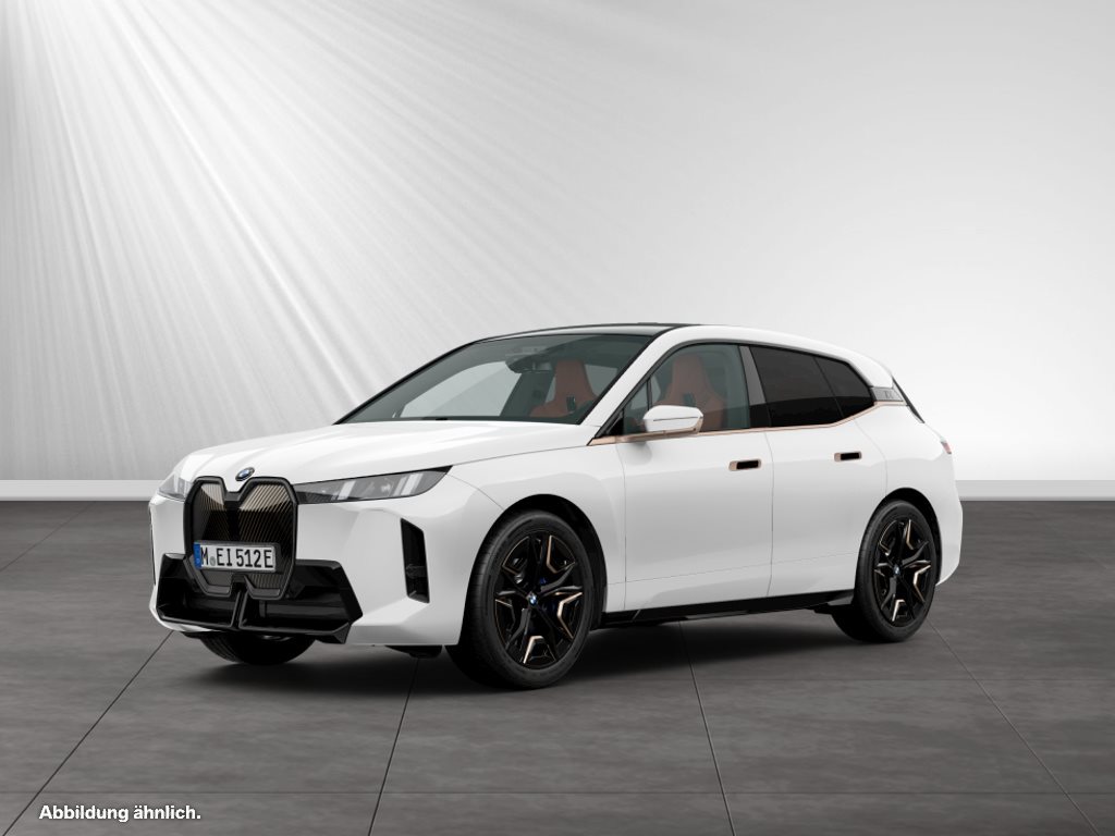 BMW iX xDrive60