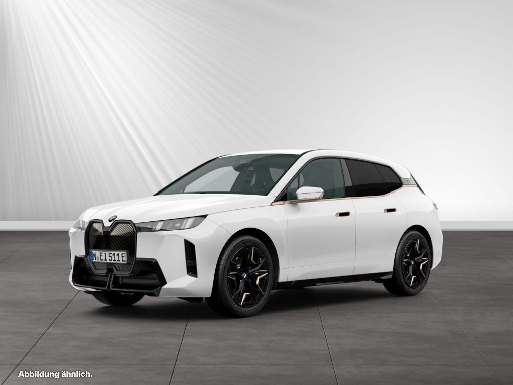 BMW iX xDrive45