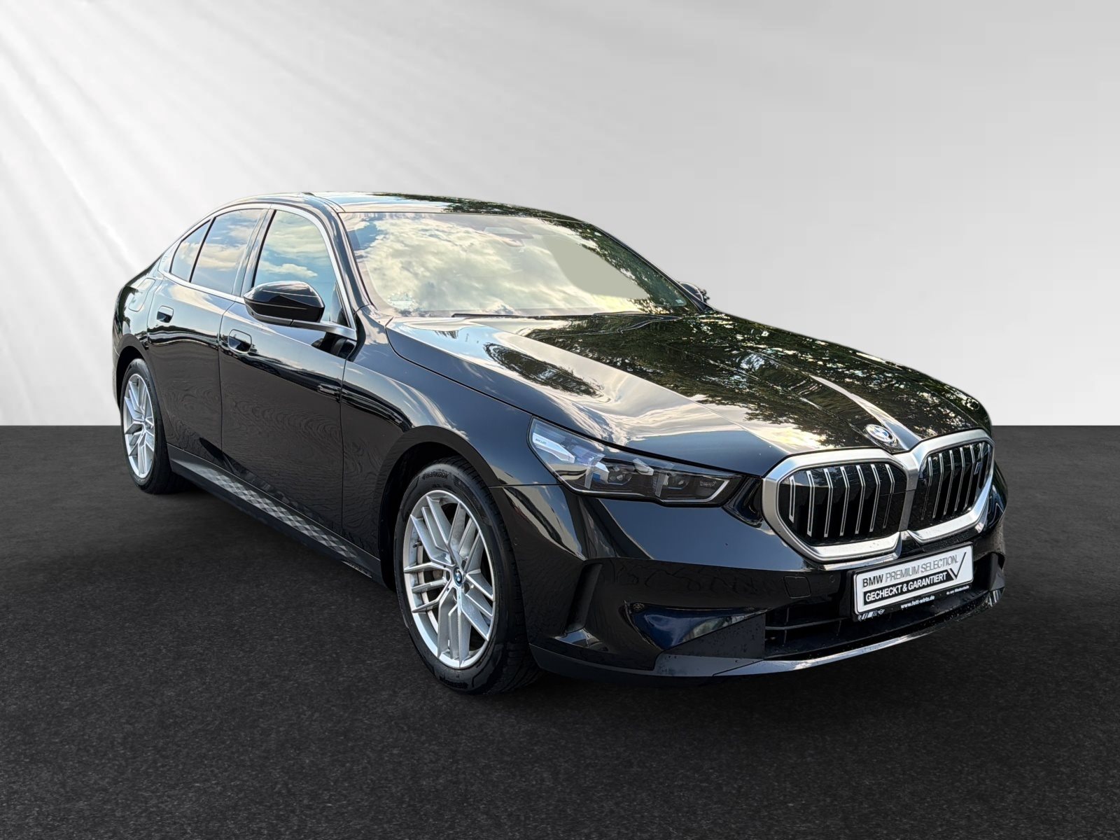 BMW i5 xDrive40