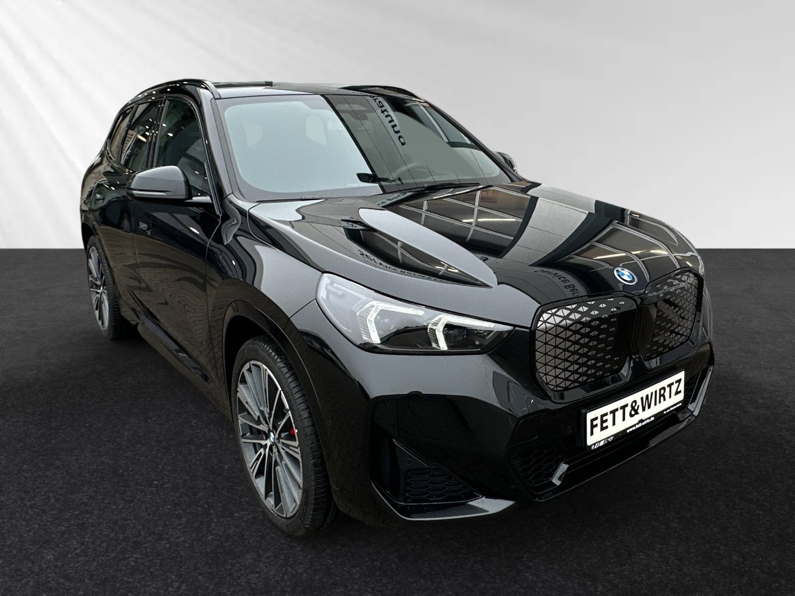 BMW iX1 xDrive30