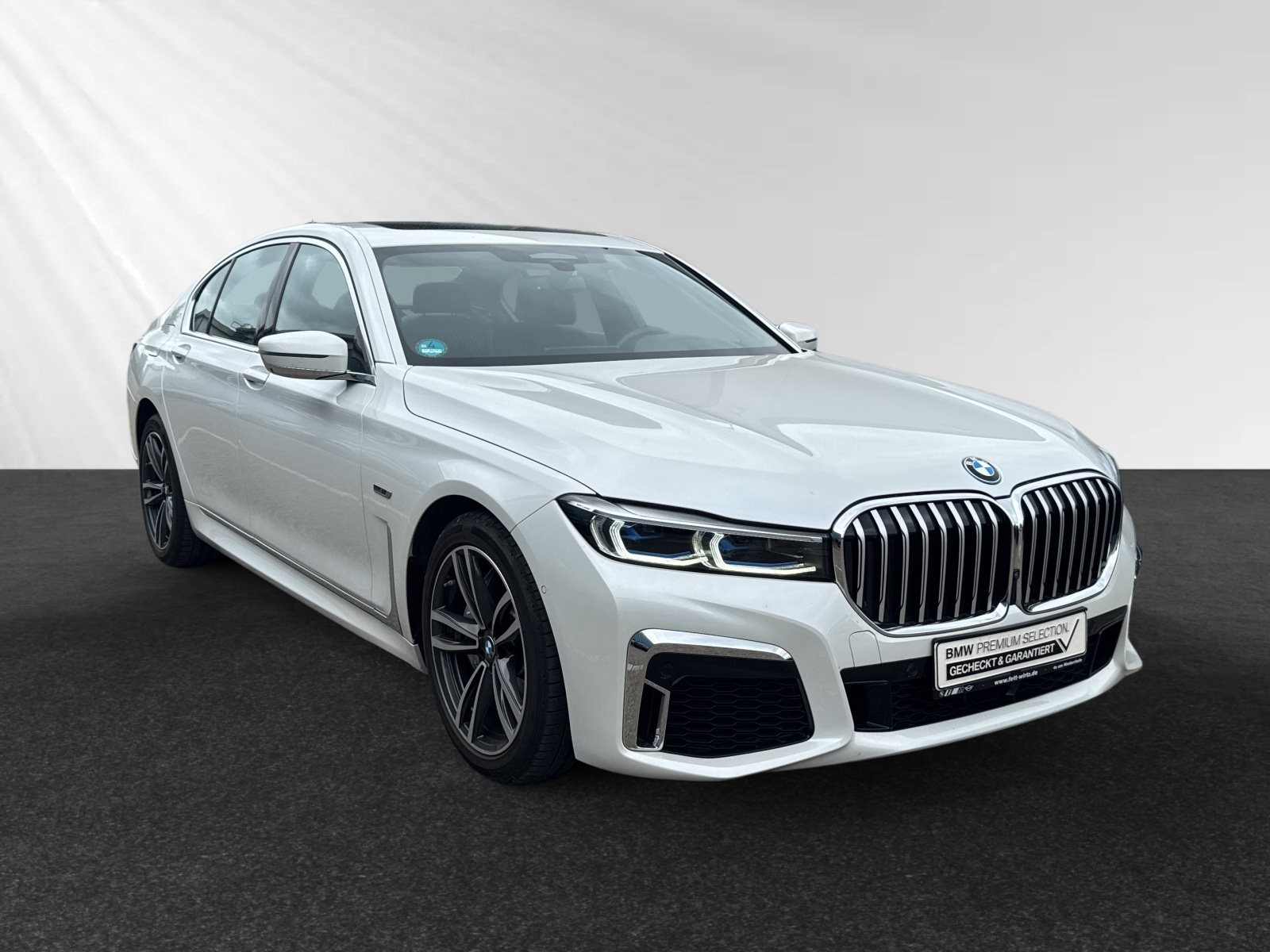 BMW 745e