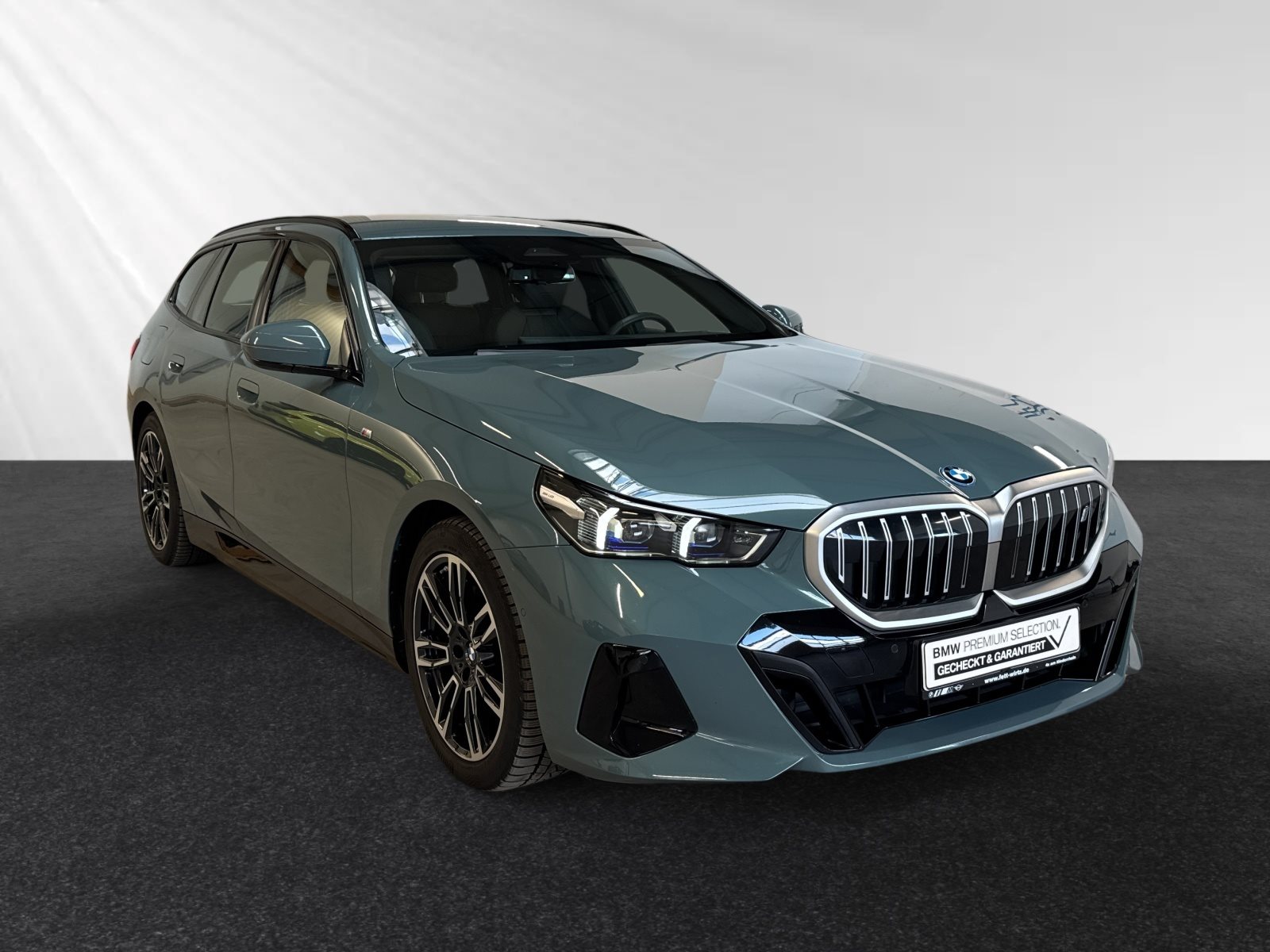 BMW i5 eDrive40