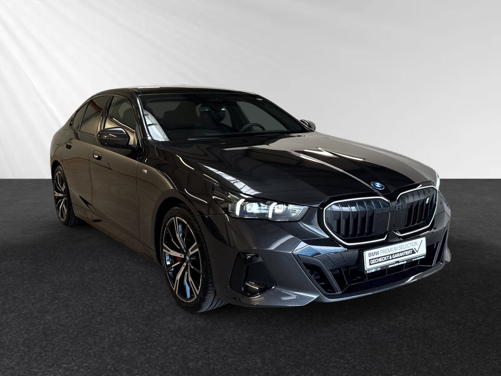 BMW i5 eDrive40