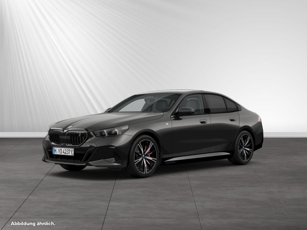 BMW i5 eDrive40