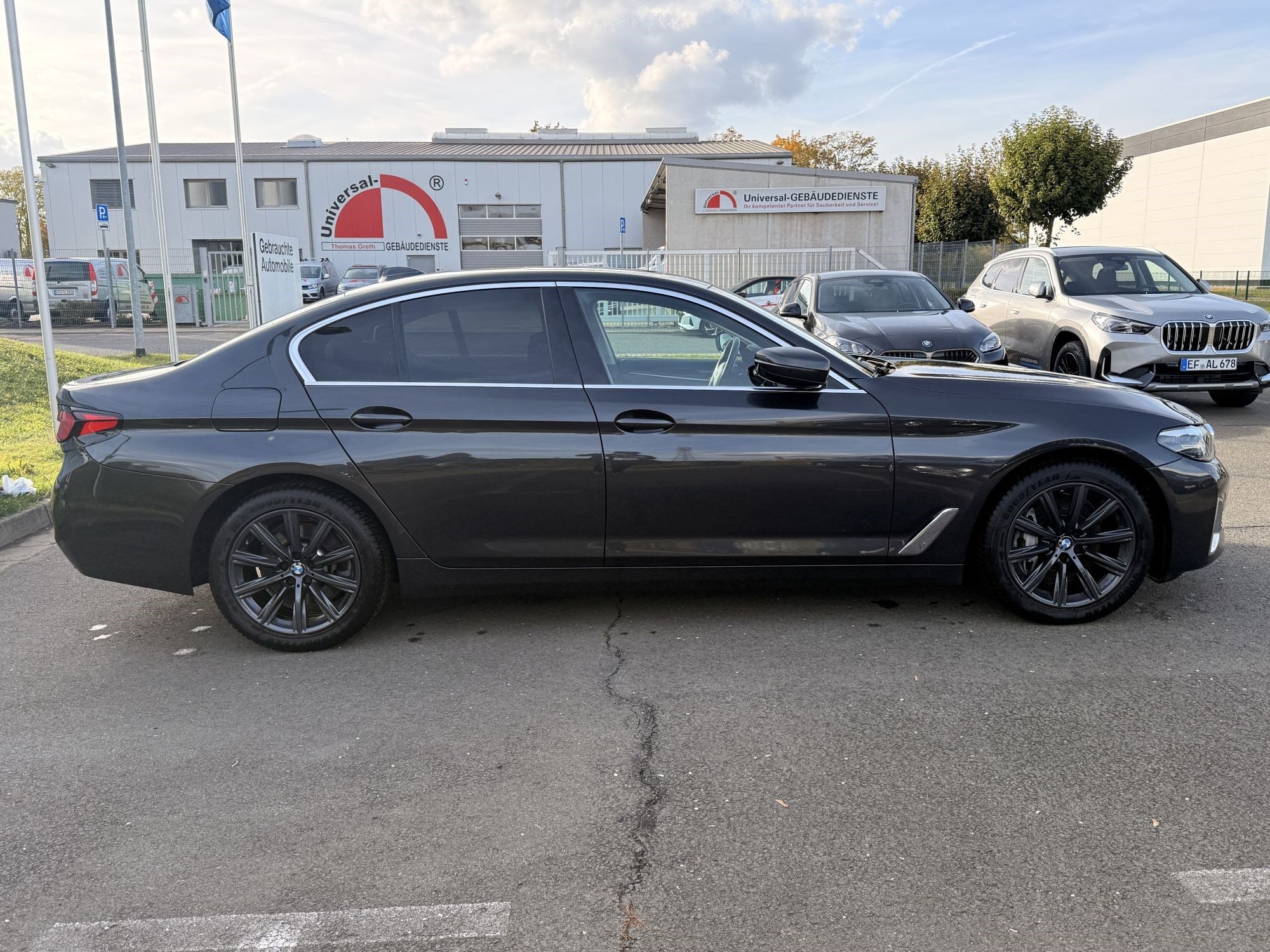 BMW 530d xDrive Lim Head Up Komfortsitze Intergral Aktivl. HiFi  GSD