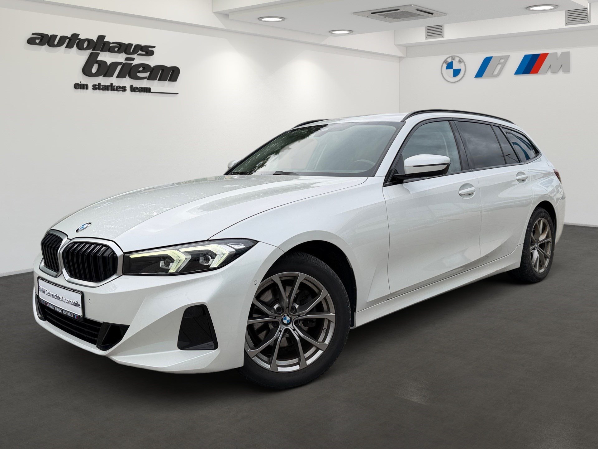 BMW 320